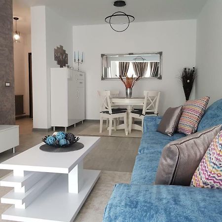 Ranya Apartments Alezzi Beach Resort Năvodari المظهر الخارجي الصورة