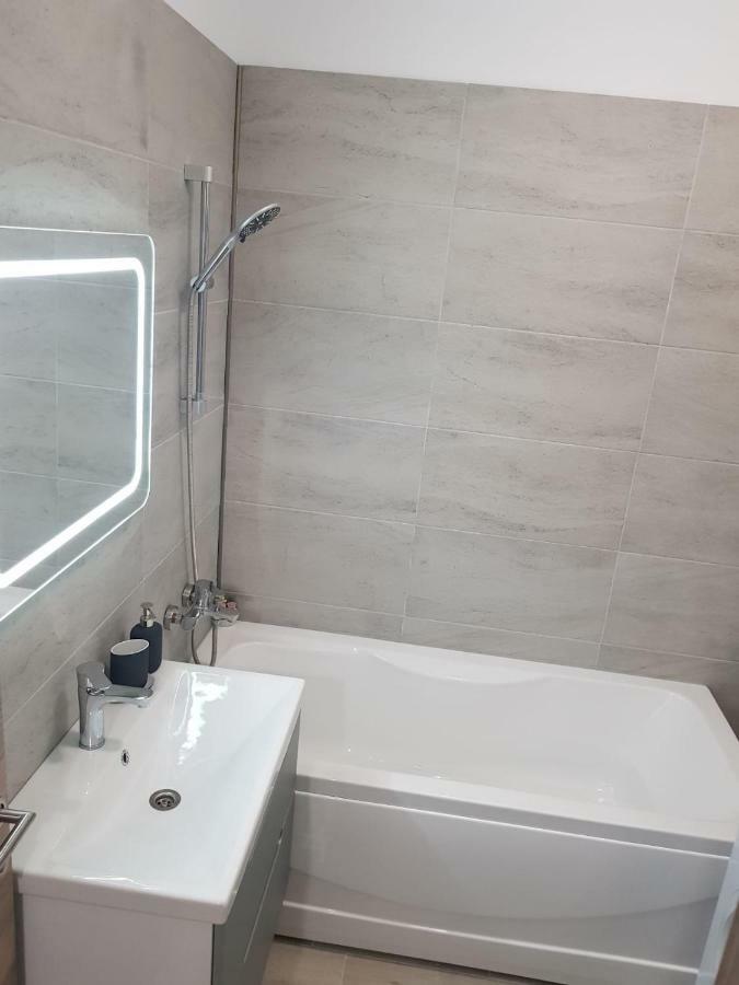 Ranya Apartments Alezzi Beach Resort Năvodari المظهر الخارجي الصورة
