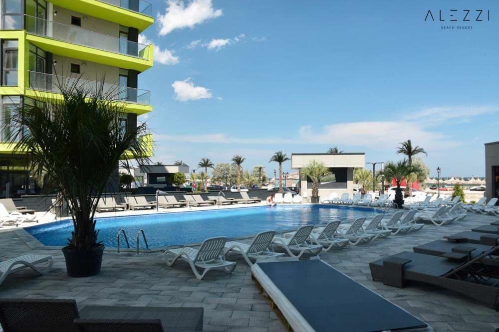 Ranya Apartments Alezzi Beach Resort Năvodari المظهر الخارجي الصورة