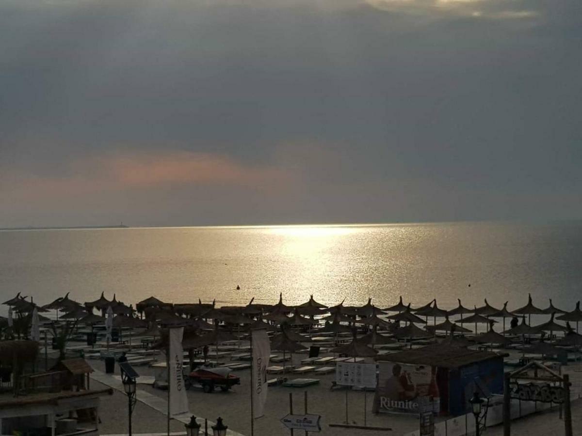 Ranya Apartments Alezzi Beach Resort Năvodari المظهر الخارجي الصورة