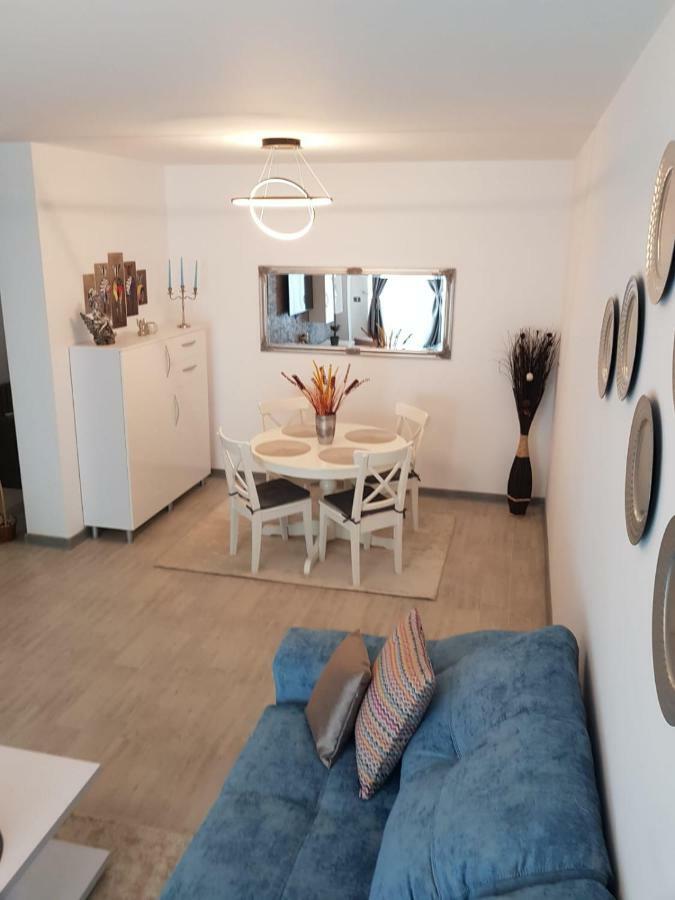 Ranya Apartments Alezzi Beach Resort Năvodari المظهر الخارجي الصورة